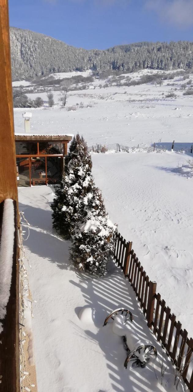 Boutique Hotel The White Pine ซาโมคอฟ ภายนอก รูปภาพ